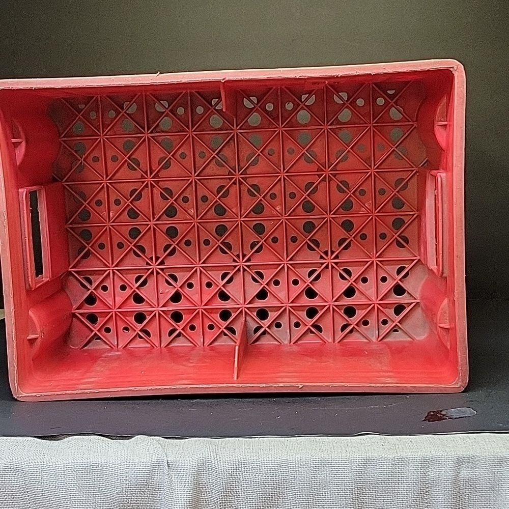 Vintage Coca-Cola Red Plastic Coke Bottle Crate Advertising Carrier 32 - Picture 4 of 7